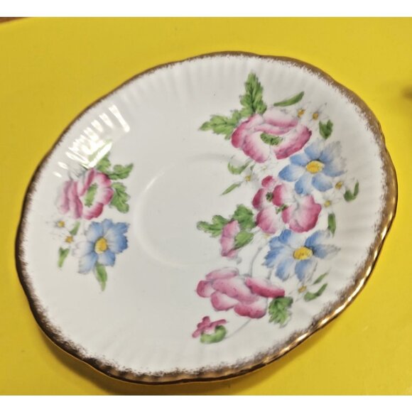 Salisbury England Cup & Saucer Set Pink & Blue Flowers Gold Trim 1950's - Picture 7 of 11